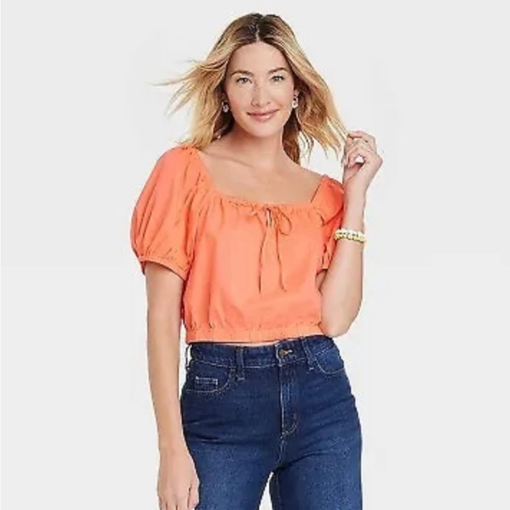 NWT Universal Thread Square Neck Cropped Short Sleeve Blouse